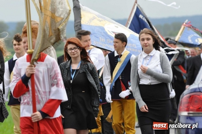Zdjęcie w galerii na portalu naszraciborz.pl: W gościnie u świętego Urbana. Parafianie z Tworkowa, Bolesławia i czeskiej Haci na międzynarodowym odpuście wiadomości z regionu