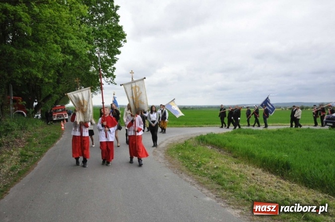 Zdjęcie w galerii na portalu naszraciborz.pl: W gościnie u świętego Urbana. Parafianie z Tworkowa, Bolesławia i czeskiej Haci na międzynarodowym odpuście wiadomości z regionu