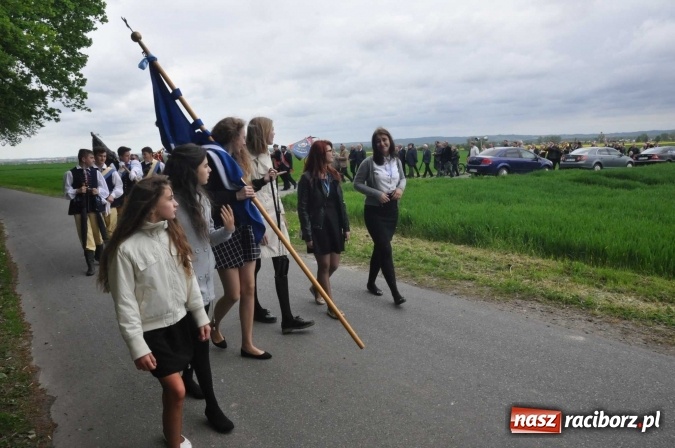 Zdjęcie w galerii na portalu naszraciborz.pl: W gościnie u świętego Urbana. Parafianie z Tworkowa, Bolesławia i czeskiej Haci na międzynarodowym odpuście wiadomości z regionu