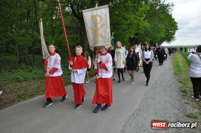 Zdjęcie w galerii na portalu naszraciborz.pl: W gościnie u świętego Urbana. Parafianie z Tworkowa, Bolesławia i czeskiej Haci na międzynarodowym odpuście wiadomości z regionu
