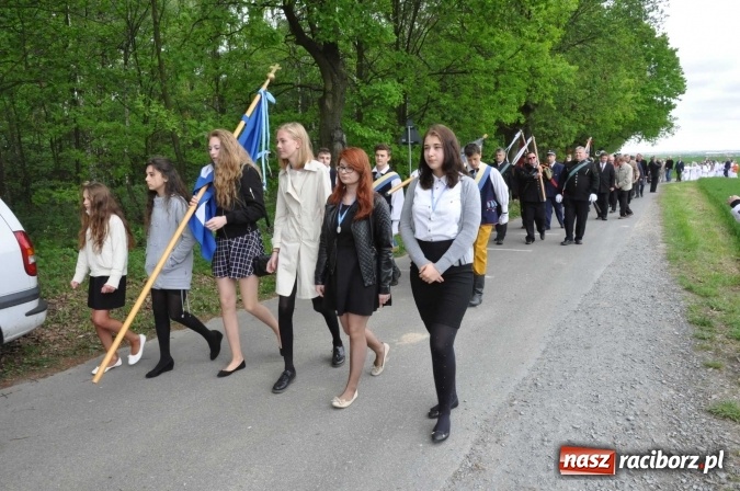 Zdjęcie w galerii na portalu naszraciborz.pl: W gościnie u świętego Urbana. Parafianie z Tworkowa, Bolesławia i czeskiej Haci na międzynarodowym odpuście wiadomości z regionu