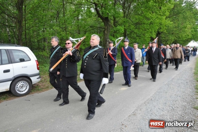 Zdjęcie w galerii na portalu naszraciborz.pl: W gościnie u świętego Urbana. Parafianie z Tworkowa, Bolesławia i czeskiej Haci na międzynarodowym odpuście wiadomości z regionu