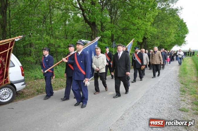 Zdjęcie w galerii na portalu naszraciborz.pl: W gościnie u świętego Urbana. Parafianie z Tworkowa, Bolesławia i czeskiej Haci na międzynarodowym odpuście wiadomości z regionu