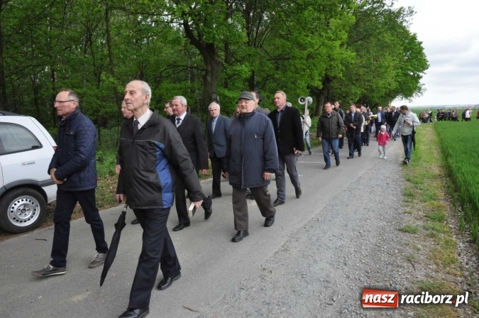 Zdjęcie w galerii na portalu naszraciborz.pl: W gościnie u świętego Urbana. Parafianie z Tworkowa, Bolesławia i czeskiej Haci na międzynarodowym odpuście wiadomości z regionu