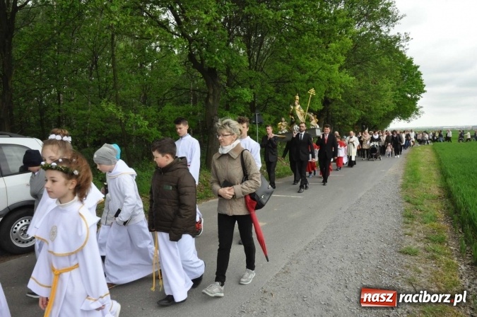Zdjęcie w galerii na portalu naszraciborz.pl: W gościnie u świętego Urbana. Parafianie z Tworkowa, Bolesławia i czeskiej Haci na międzynarodowym odpuście wiadomości z regionu
