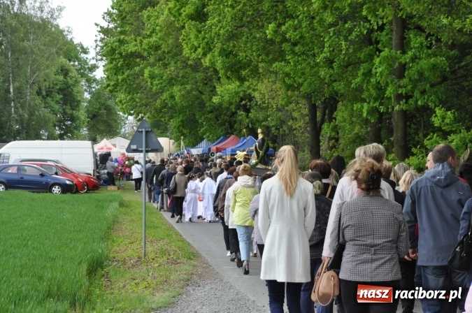 Zdjęcie w galerii na portalu naszraciborz.pl: W gościnie u świętego Urbana. Parafianie z Tworkowa, Bolesławia i czeskiej Haci na międzynarodowym odpuście wiadomości z regionu