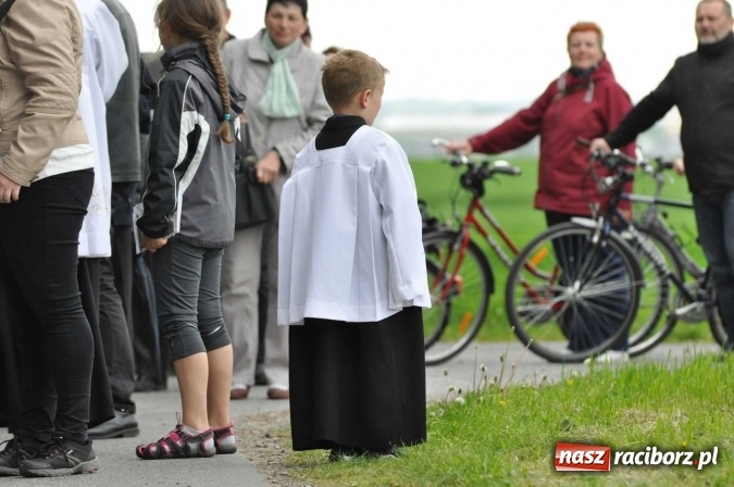 Zdjęcie w galerii na portalu naszraciborz.pl: W gościnie u świętego Urbana. Parafianie z Tworkowa, Bolesławia i czeskiej Haci na międzynarodowym odpuście wiadomości z regionu