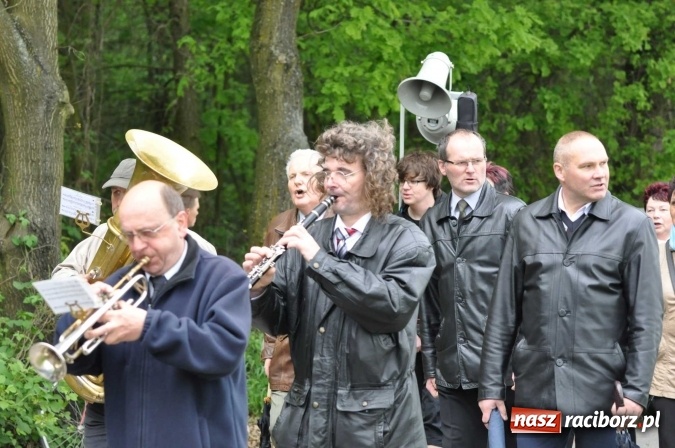 Zdjęcie w galerii na portalu naszraciborz.pl: W gościnie u świętego Urbana. Parafianie z Tworkowa, Bolesławia i czeskiej Haci na międzynarodowym odpuście wiadomości z regionu