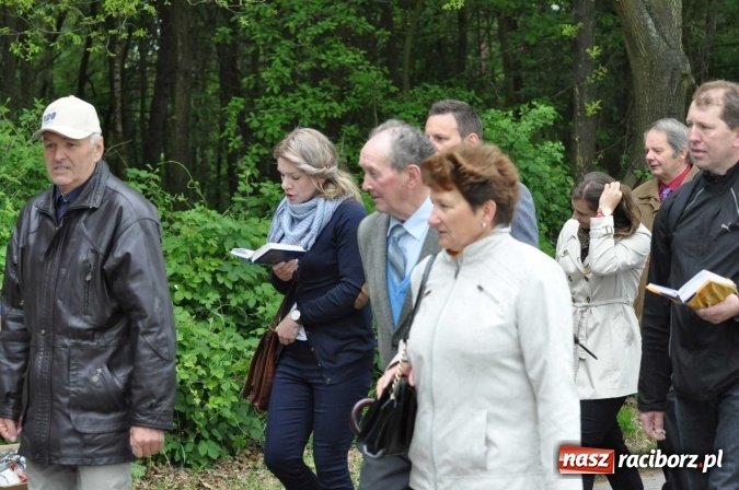 Zdjęcie w galerii na portalu naszraciborz.pl: W gościnie u świętego Urbana. Parafianie z Tworkowa, Bolesławia i czeskiej Haci na międzynarodowym odpuście wiadomości z regionu