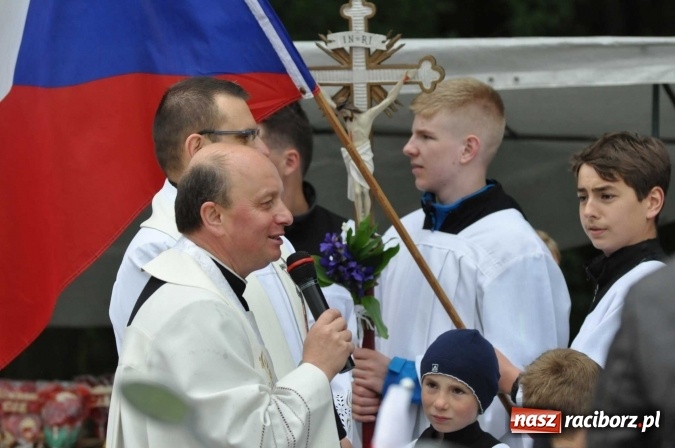 Zdjęcie w galerii na portalu naszraciborz.pl: W gościnie u świętego Urbana. Parafianie z Tworkowa, Bolesławia i czeskiej Haci na międzynarodowym odpuście wiadomości z regionu