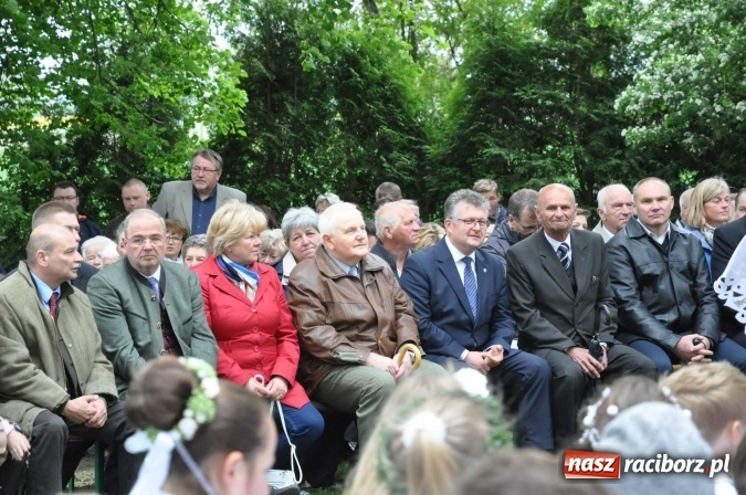 Zdjęcie w galerii na portalu naszraciborz.pl: W gościnie u świętego Urbana. Parafianie z Tworkowa, Bolesławia i czeskiej Haci na międzynarodowym odpuście wiadomości z regionu