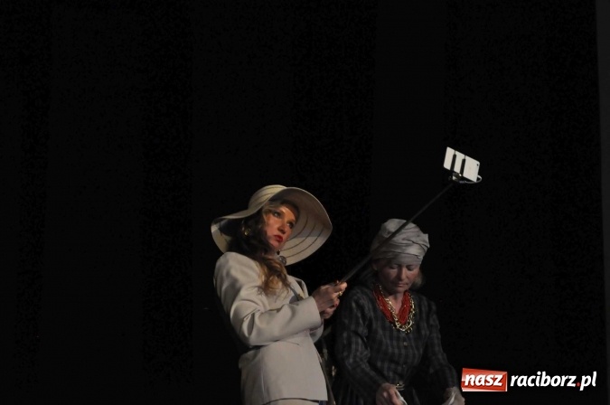 Zdjęcie w galerii na portalu naszraciborz.pl: W Strzesze wystawiono Grosiki na raj Singera  wiadomości z regionu