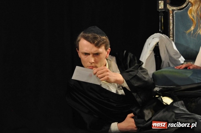 Zdjęcie w galerii na portalu naszraciborz.pl: W Strzesze wystawiono Grosiki na raj Singera  wiadomości z regionu