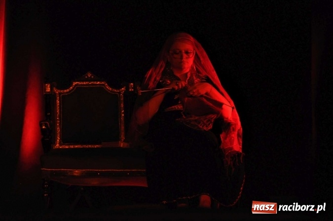 Zdjęcie w galerii na portalu naszraciborz.pl: W Strzesze wystawiono Grosiki na raj Singera  wiadomości z regionu