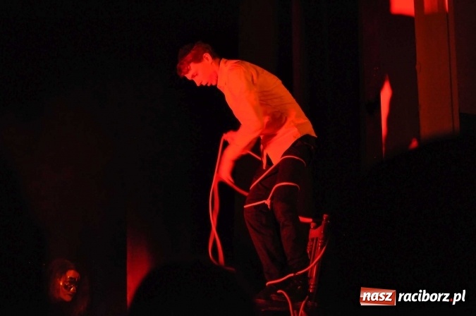 Zdjęcie w galerii na portalu naszraciborz.pl: W Strzesze wystawiono Grosiki na raj Singera  wiadomości z regionu