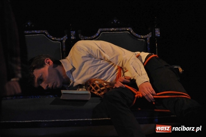 Zdjęcie w galerii na portalu naszraciborz.pl: W Strzesze wystawiono Grosiki na raj Singera  wiadomości z regionu