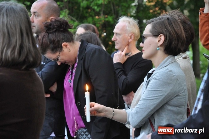 Zdjęcie w galerii na portalu naszraciborz.pl: Na skwerze Kresowian zasadzono Drzewo Pamięci wiadomości z regionu