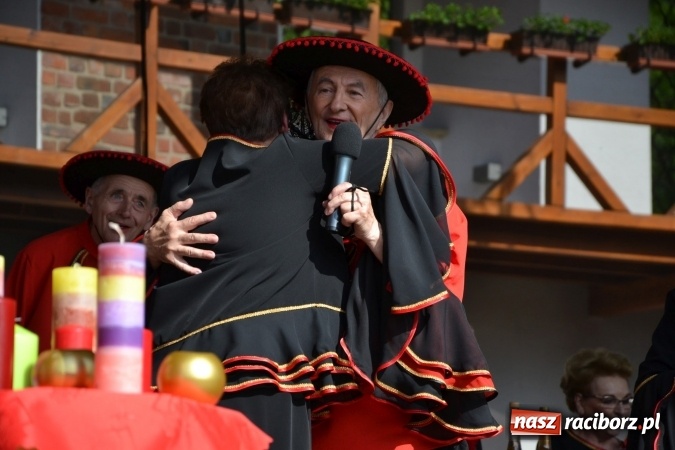 Zdjęcie w galerii na portalu naszraciborz.pl: Hiszpańska muzyka, przepiękne stroje i dekoracje, czyli Poemat dla Hiszpanii na Zamku Piastowskim  wiadomości z regionu