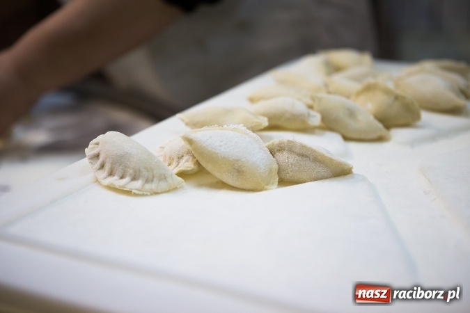 Zdjęcie w galerii na portalu naszraciborz.pl: Zawsze o krok przed konkurencją – Zakład Rzeźniczo-Wędliniarski zaprasza na zakupy! wiadomości z regionu