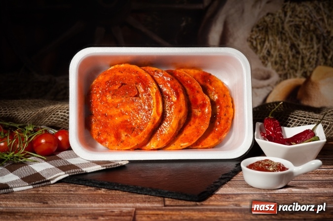 Zdjęcie w galerii na portalu naszraciborz.pl: Zawsze o krok przed konkurencją – Zakład Rzeźniczo-Wędliniarski zaprasza na zakupy! wiadomości z regionu