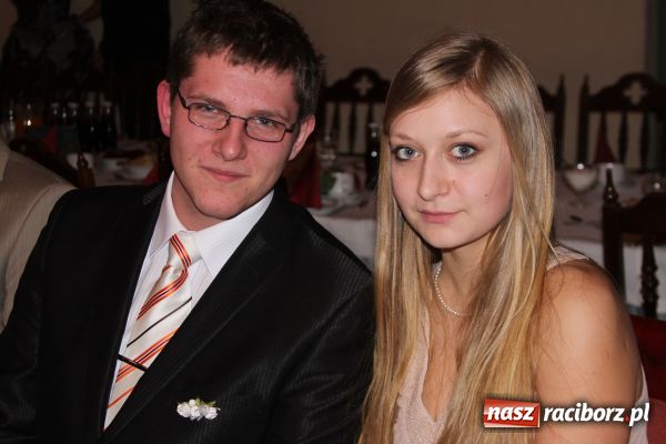 Zdjęcie w galerii na portalu naszraciborz.pl: Studniówka I LO: Poloneza czas zacząć... wiadomości z regionu