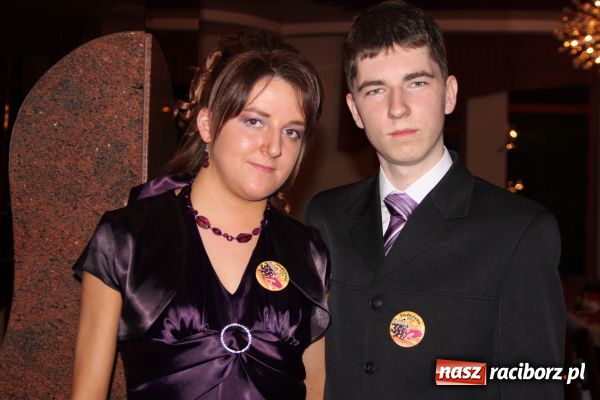 Zdjęcie w galerii na portalu naszraciborz.pl: Studniówka I LO: Poloneza czas zacząć... wiadomości z regionu