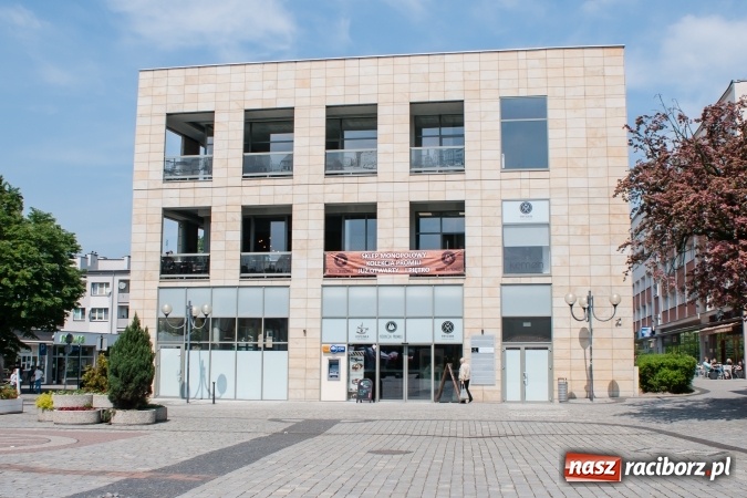 Zdjęcie w galerii na portalu naszraciborz.pl: Wolne lokale użytkowe przy Rynku  wiadomości z regionu