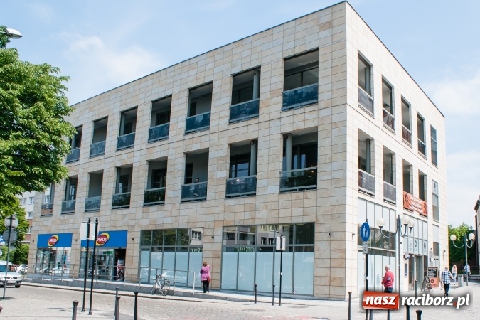 Zdjęcie w galerii na portalu naszraciborz.pl: Wolne lokale użytkowe przy Rynku  wiadomości z regionu