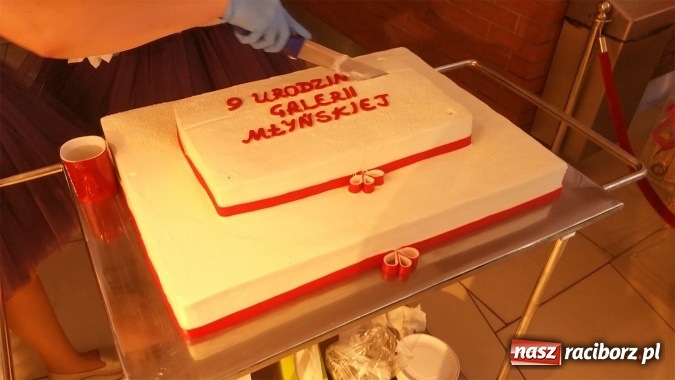 Zdjęcie w galerii na portalu naszraciborz.pl: Dziewiąte urodziny Galerii Młyńskiej za nami wiadomości z regionu