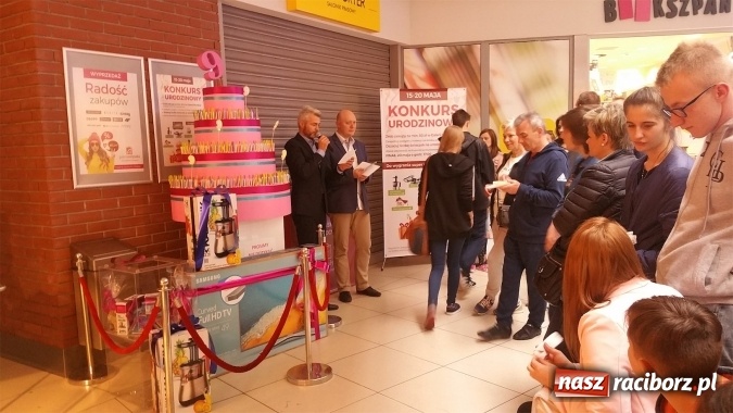 Zdjęcie w galerii na portalu naszraciborz.pl: Dziewiąte urodziny Galerii Młyńskiej za nami wiadomości z regionu