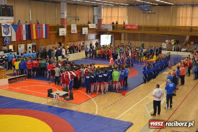 Zdjęcie w galerii na portalu naszraciborz.pl: Świetny start zapaśników Unii Racibórz w Czechach wiadomości z regionu