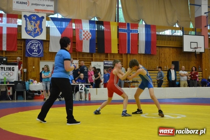 Zdjęcie w galerii na portalu naszraciborz.pl: Świetny start zapaśników Unii Racibórz w Czechach wiadomości z regionu