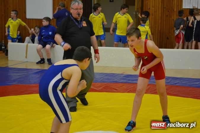 Zdjęcie w galerii na portalu naszraciborz.pl: Świetny start zapaśników Unii Racibórz w Czechach wiadomości z regionu