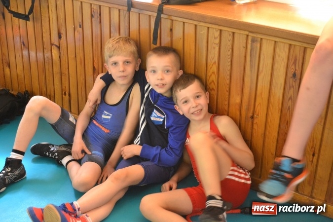 Zdjęcie w galerii na portalu naszraciborz.pl: Świetny start zapaśników Unii Racibórz w Czechach wiadomości z regionu