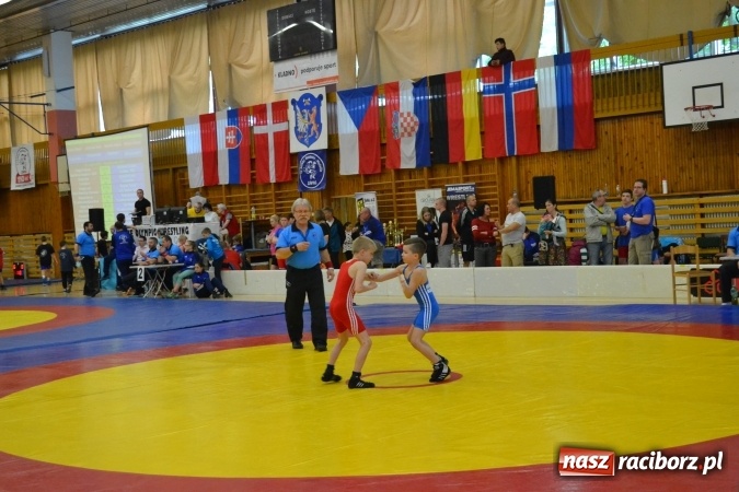 Zdjęcie w galerii na portalu naszraciborz.pl: Świetny start zapaśników Unii Racibórz w Czechach wiadomości z regionu