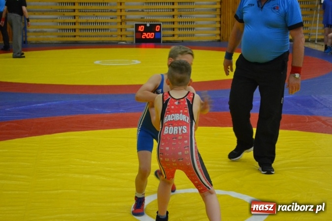 Zdjęcie w galerii na portalu naszraciborz.pl: Świetny start zapaśników Unii Racibórz w Czechach wiadomości z regionu