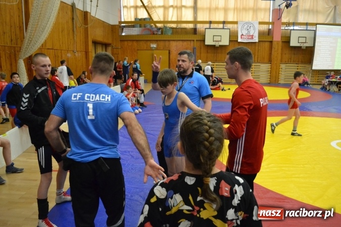 Zdjęcie w galerii na portalu naszraciborz.pl: Świetny start zapaśników Unii Racibórz w Czechach wiadomości z regionu