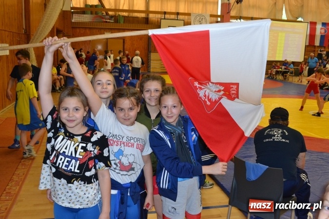 Zdjęcie w galerii na portalu naszraciborz.pl: Świetny start zapaśników Unii Racibórz w Czechach wiadomości z regionu