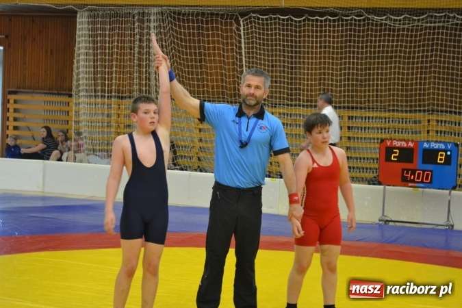 Zdjęcie w galerii na portalu naszraciborz.pl: Świetny start zapaśników Unii Racibórz w Czechach wiadomości z regionu