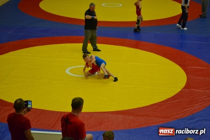 Zdjęcie w galerii na portalu naszraciborz.pl: Świetny start zapaśników Unii Racibórz w Czechach wiadomości z regionu