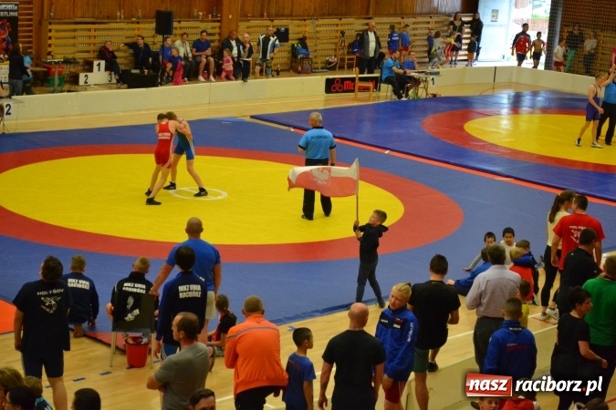 Zdjęcie w galerii na portalu naszraciborz.pl: Świetny start zapaśników Unii Racibórz w Czechach wiadomości z regionu