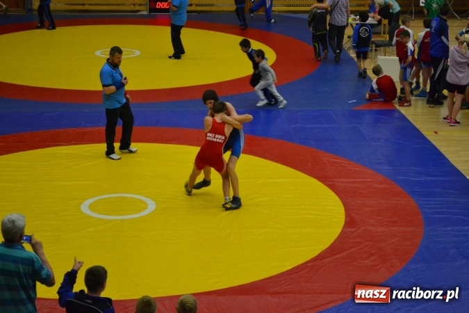Zdjęcie w galerii na portalu naszraciborz.pl: Świetny start zapaśników Unii Racibórz w Czechach wiadomości z regionu