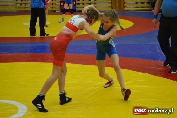 Zdjęcie w galerii na portalu naszraciborz.pl: Świetny start zapaśników Unii Racibórz w Czechach wiadomości z regionu