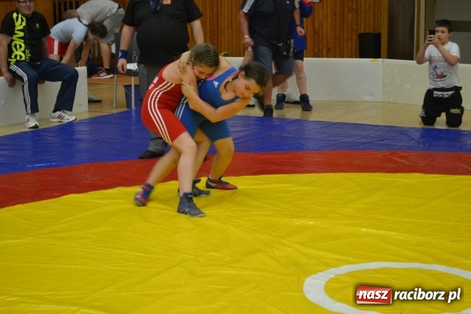Zdjęcie w galerii na portalu naszraciborz.pl: Świetny start zapaśników Unii Racibórz w Czechach wiadomości z regionu