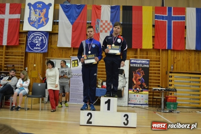 Zdjęcie w galerii na portalu naszraciborz.pl: Świetny start zapaśników Unii Racibórz w Czechach wiadomości z regionu
