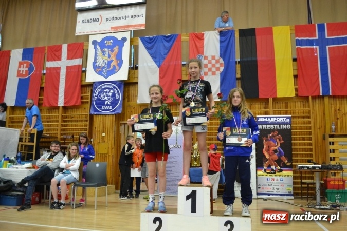 Zdjęcie w galerii na portalu naszraciborz.pl: Świetny start zapaśników Unii Racibórz w Czechach wiadomości z regionu