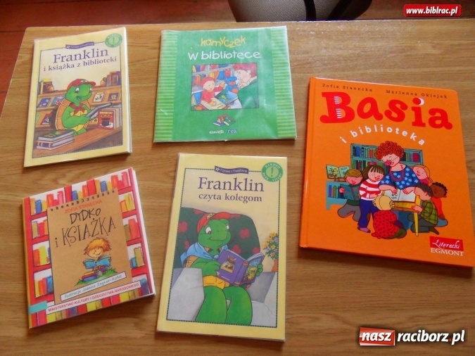 Zdjęcie w galerii na portalu naszraciborz.pl: Warsztatowy zawrót głowy w bibliotece w Markowicach  wiadomości z regionu