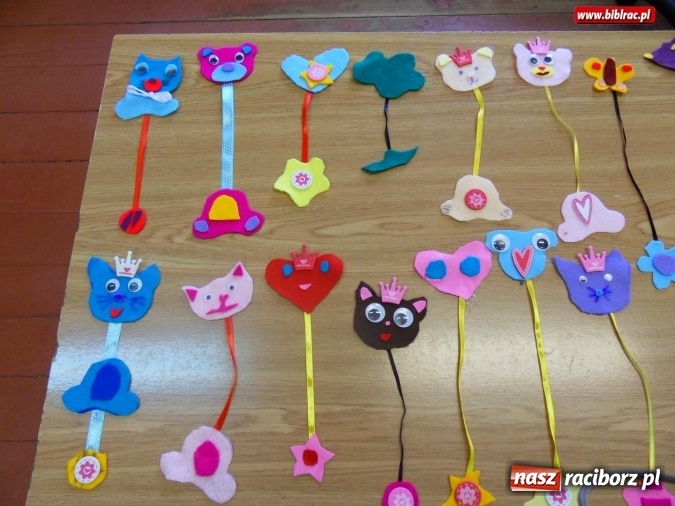 Zdjęcie w galerii na portalu naszraciborz.pl: Warsztatowy zawrót głowy w bibliotece w Markowicach  wiadomości z regionu