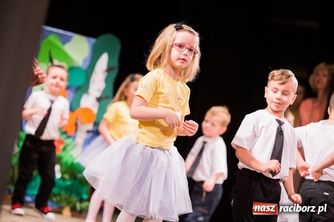 Zdjęcie w galerii na portalu naszraciborz.pl: X Mini Festiwal Przedszkolaków w DK Strzecha wiadomości z regionu