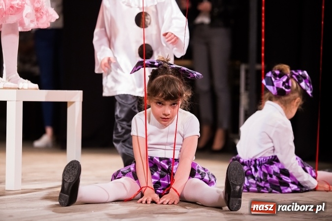 Zdjęcie w galerii na portalu naszraciborz.pl: X Mini Festiwal Przedszkolaków w DK Strzecha wiadomości z regionu